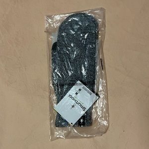 M Smartwool mittens